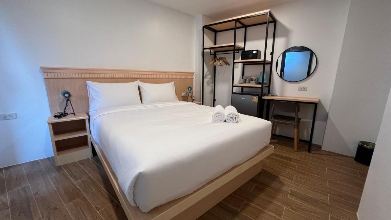 Hotel B3 House Kamala Beach Zewnętrze zdjęcie