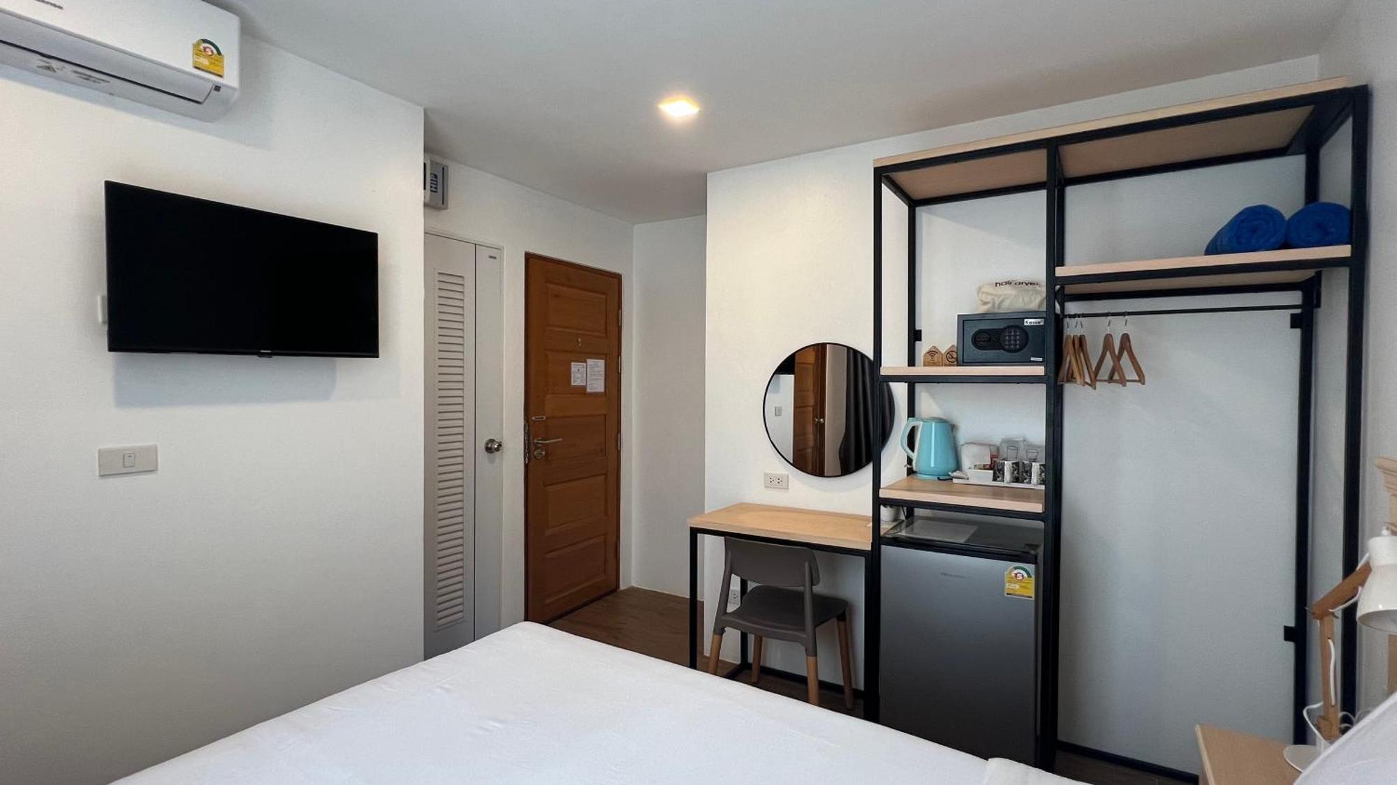 Hotel B3 House Kamala Beach Zewnętrze zdjęcie